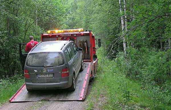 abgeschleppt am Knon Kalle.jpg