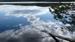 Wolken und Wasser